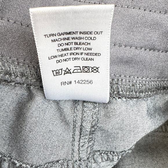 Figs Women's Kade Cargo Scrub Pant Size M Style T21004 Medical Graphite Gray - Picture 7 of 8